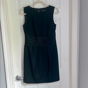 Banana Republic Silk Trim Lightweight Wool Pleated Black Sleeveless Sheath Dress